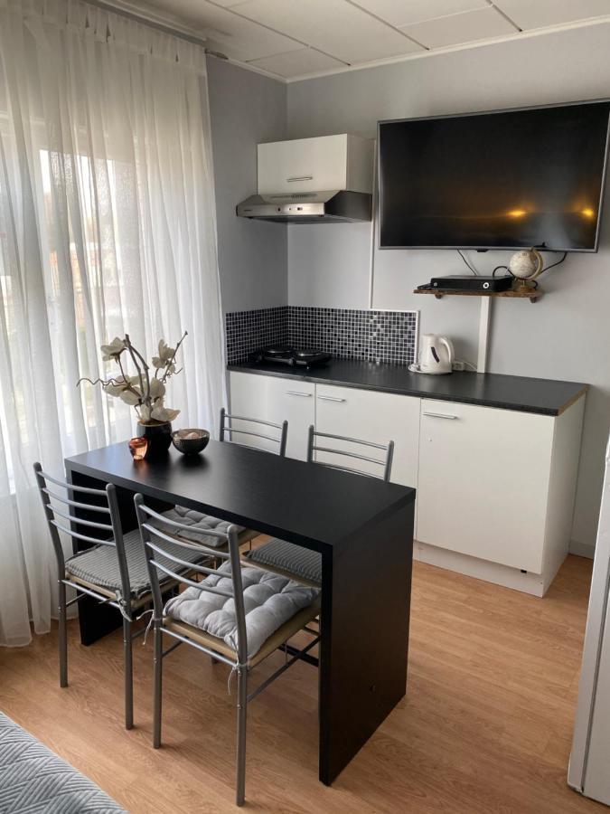 Homestay Mimi'S Rental Брюгге Экстерьер фото